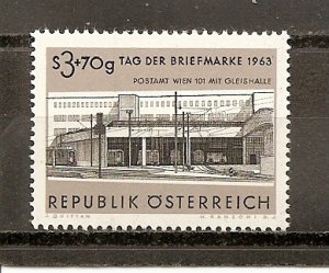 Austria B305 MNH