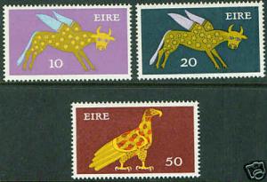 Ireland Scott 302b, 303-4 MH* key stamps  CV$38.25