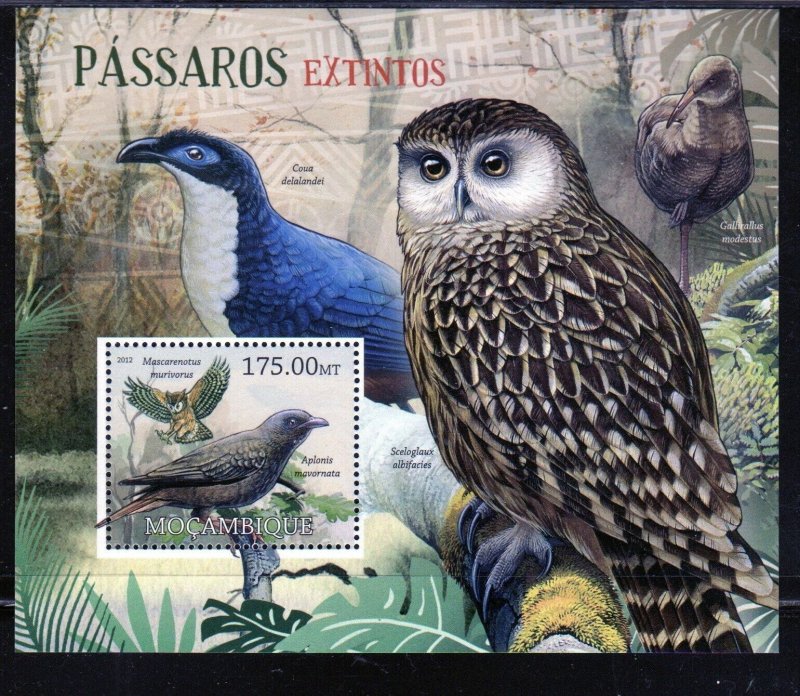 MOZAMBIQUE #2595 2012 EXTINCT BIRDS MINT VF NH O.G S/S