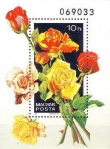 Hungary 1982 MNH Souvenir Sheet Stamps Scott 2742 Flowers Roses