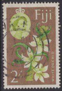 FIJI SG319 1962 2/- DEFINITIVE FINE USED