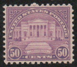 USA #701 VF/XF OG NH, post office fresh! SELECT! Retails $50