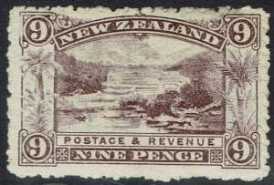 NEW ZEALAND 1902 PICTORIAL 9D WMK STAR NZ PERF 11
