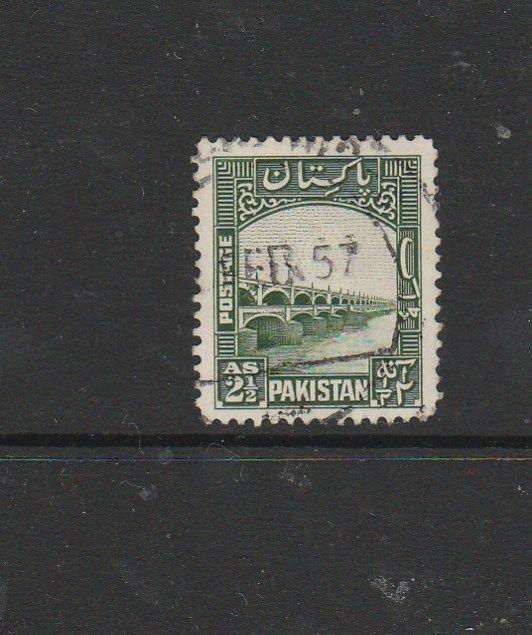 pakistan 1948 2 1/2As green FU SG 30