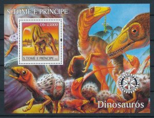 [107466] Sao Tomé & Principe 2004 Prehistoric animals dinosaurs Sheet MNH