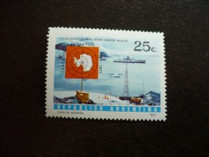 Stamps - Argentina - Scott# 973 - Mint Never Hinged Single Stamp