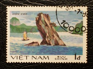 Viet Nam Democratic Republic Scott #1422 used