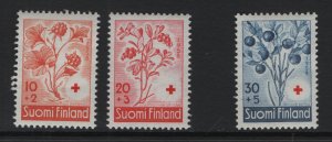 Finland    #B151-B153  MNH   1958  Red Cross   berries