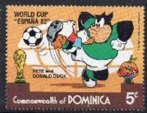 DOMINICA - DISNEY - FOOTBALL - SOCCER - NARANJITA - 1982 - DONALD - PETE - 5 -
