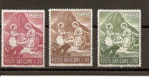 Vatican City 420-422 MNH