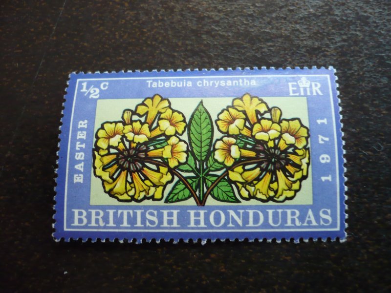 Stamps - British Honduras - Scott# 275 - Mint Hinged Part Set of 1 Stamp