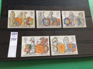 G. B. Crests & Arms mint never hinged stamps  A11948