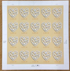 4272 Wedding Hearts Love  MNH 59 cent Pane of 20  FV $11.80 Issued in 2008