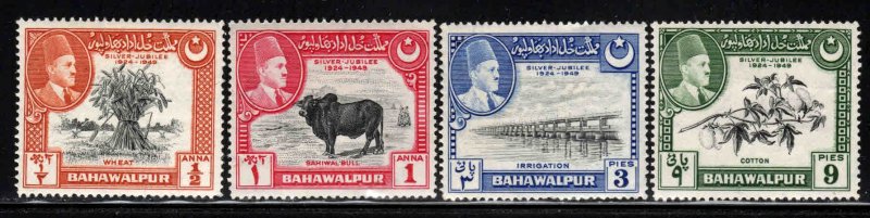 Bahawalpur, Pakistan # 22-25 ~ Cplt Set of 4 ~ M, LHM