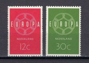 NETHERLANDS #379-80 MINT, VF, NH - WHOLESALE LOT OF 4 SETS