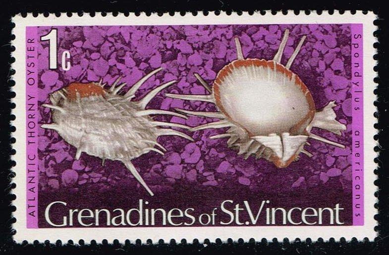 St. Vincent-Grenadines #33 Thorny Oyster; MNH (0.25)