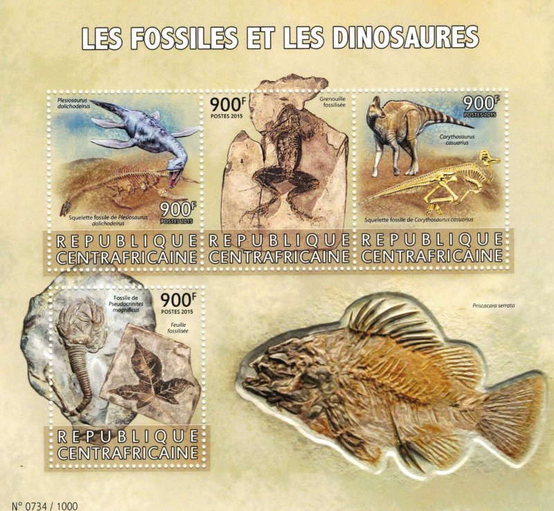 CENTRAL AFRICA 2015 - Fossils & Dinosaurs/complete set MNH (2 scans)