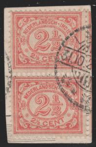 Netherlands Indies 106 Numeral Issue - Pair 1922