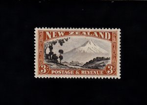 New Zealand Scott #216 MH
