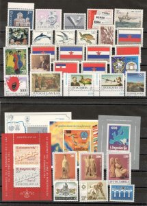 YUGOSLAVIA - MNH LOT OF 31 STAMPS + 4 BLOKS  (1)