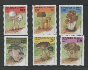 Thematic Stamps Plants - BENIN 1998 FUNGI 6v mint