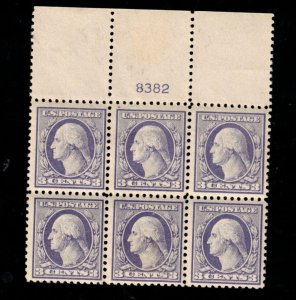 USA #529 Very Fine Mint Plate #8382 Block - Five Never Hinged Stamps One Hinged