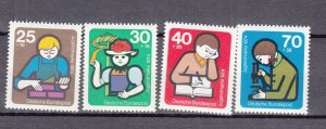 J43902 JL Stamps 1974 germany set mnh #b508-11 designs