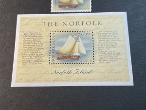 NORFOLK ISLAND # 663-664--MINT NEVER/HINGED--SINGLE & SOUVENIR SHEET--1998