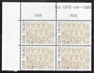 Finland #718  12.m Tulip Damask Table Cloth plate block of 4  (MNH) CV$28.00