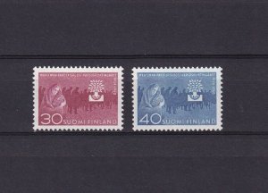 SA12e Finland 1960 World Refugee Year mint stamps