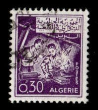 Algeria #325 used