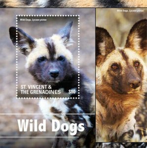 St. Vincent 2015 - Wild Dogs, Animals, Fauna & Flora - Souvenir Sheet - MNH