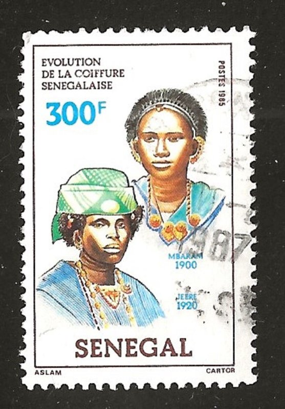 SENEGAL #671  USED 300fr 1986