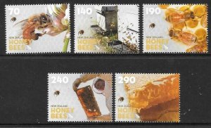 NEW ZEALAND SG3463/7 2013 HONEY BEES MNH