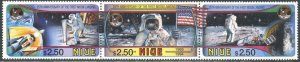 NIUE Sc#668 1994 Moon Landing 25th Anniversary Tryptic Space Complete Mint NH