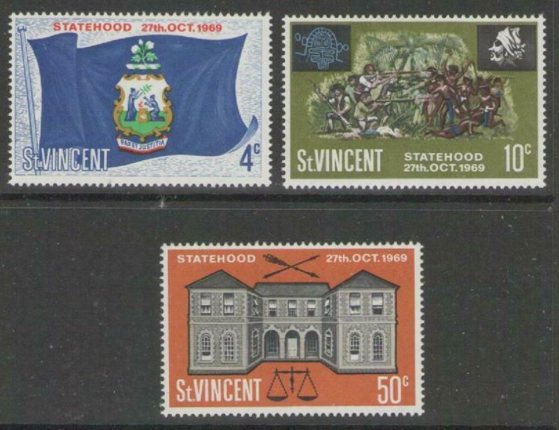 ST.VINCENT SG282/4 1969 STATEHOOD MNH