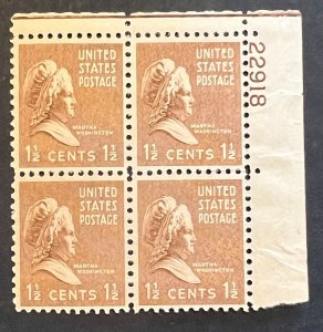 Scott#: 805 - Martha Washington 1½¢ 1938 Plate Block of Four MNHOG - Lot 13 BA