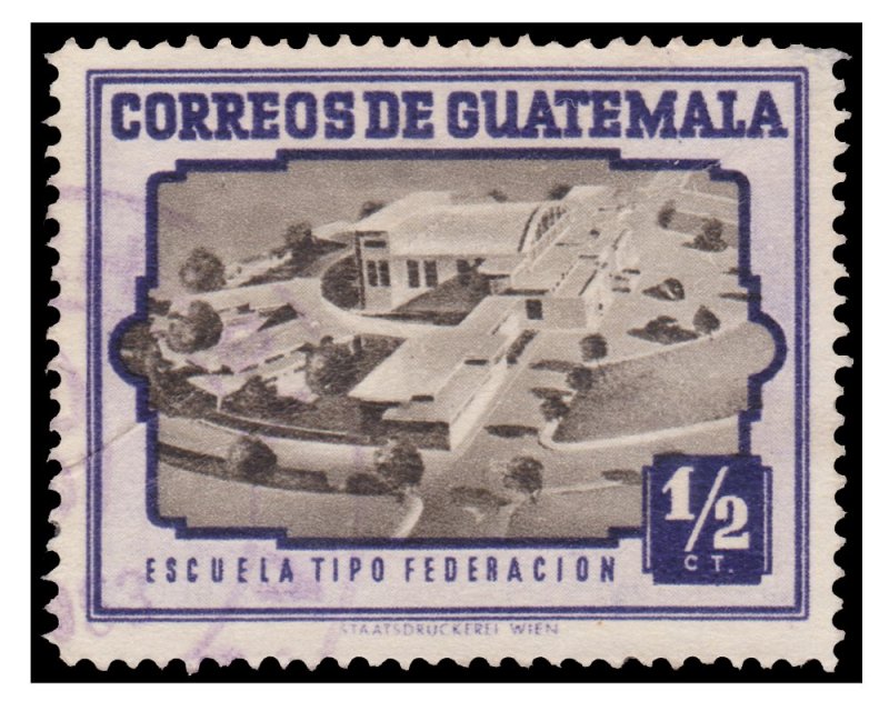 GUATEMALA AIRMAIL STAMP 1951. SCOTT # 339. USED