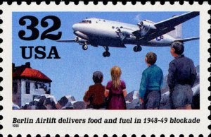 1998 32c Berlin Airlift, Food & Fuel, 50th Anniversary Scott 3211 Mint F/VF NH