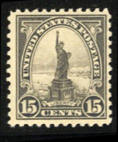 United States, 1910-30 #566 Cat$35, 1922 15c gray, never hinged