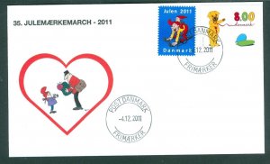 Denmark Cover. 2011 Postman “Christmas Seal Walk # 35. 8 Kr. Santa, Skiing,Child