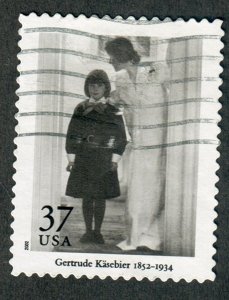 3649d American Photography used single