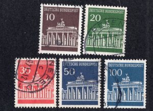 Germany 1966-68 Set of 5 Brandenburg Gate, Scott 952-956 used, value = $1.65