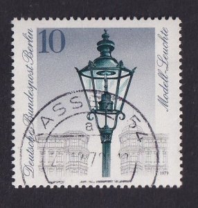 Germany  Berlin #9N430  used  1979 historic street lanterns  10pf