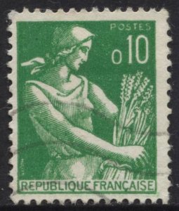 France #939 Farm Woman Used CV$0.30