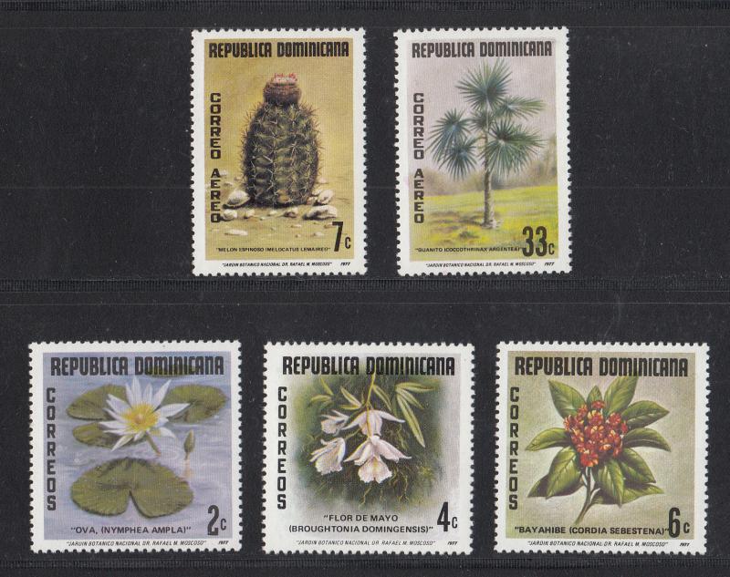 Dominican Republic Scott #787-789 & C259-C260 MH