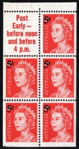 Australia: SC#398a 5c/4c Revalued Queen Elizabeth II Booklet Pane (1967) MNH