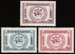 ✔️ CAMBODIA 1959 - CHILDREN OF THE WORLD - Sc. 71/73 Mi. 92/94 MNH ** [1KHP092]