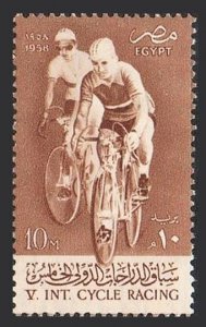 Egypt 418 two stamps, MNH. Michel 526. 5th International Bicycle Race, 1958.