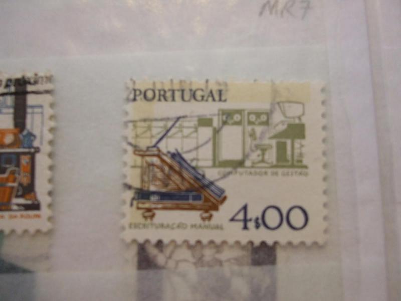 Portugal #1364 used (reference 1/8/9/5)